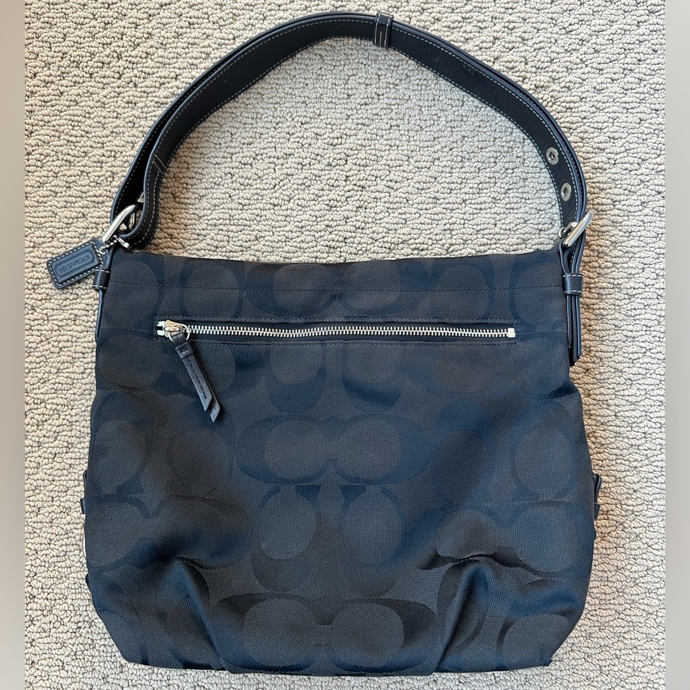 *Like New* Coach Signature Soho Duffle Shoulder / Crossbody Handbag F1276-F15067